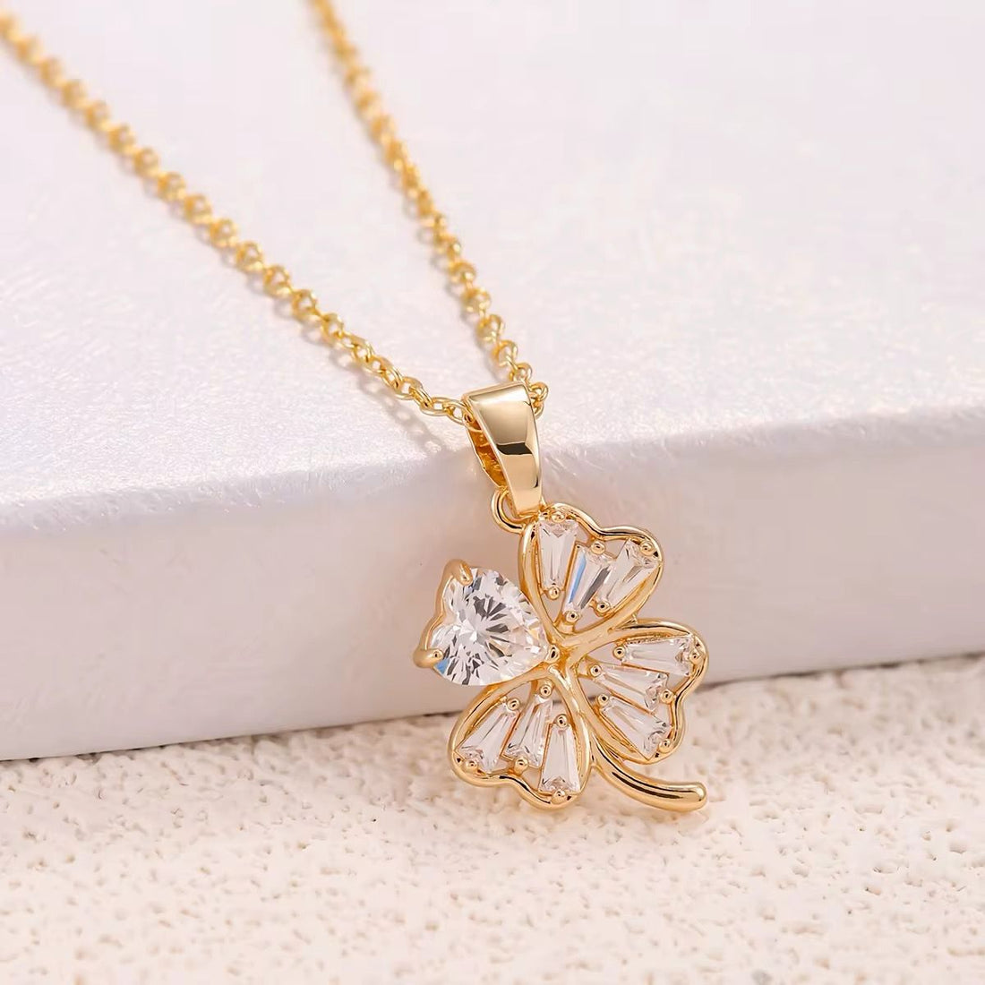 Figaro Necklace