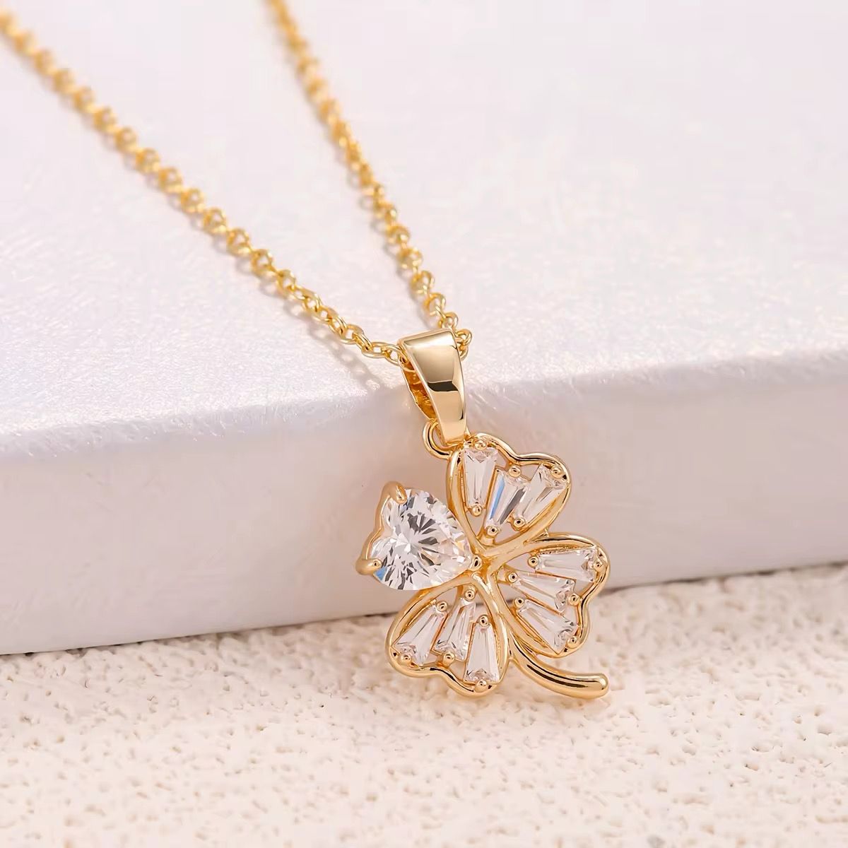Figaro Necklace