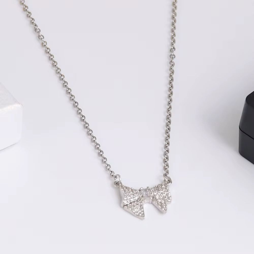 Bow Silver Necklace